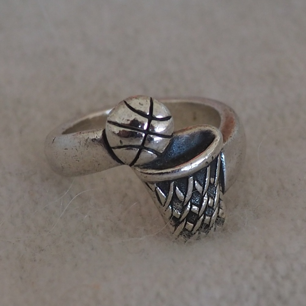 James Avery basketball ring
